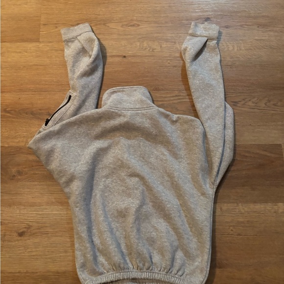 Pretty Little Thing quarter zip — Small - Picture 5 of 5